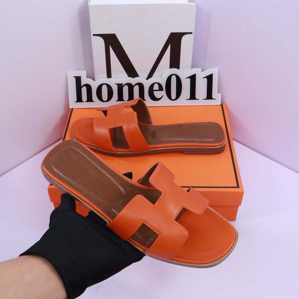 022 sandals slippers beach slipper classic flat heel summer designer fashion flops leather lady 12, Black
022 sandals slippers beach slipper classic flat heel summer designer fashion flops leather lady 12, Black