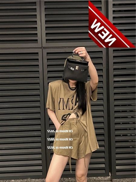 50% off discount ch korea 2022 summer new korean fashion letter printing loose thin versatile split dign short sleeved women factory direct, White;black
50% off discount ch korea 2022 summer new korean fashion letter printing loose thin versatile split dign short sleeved women factory direct, White;black