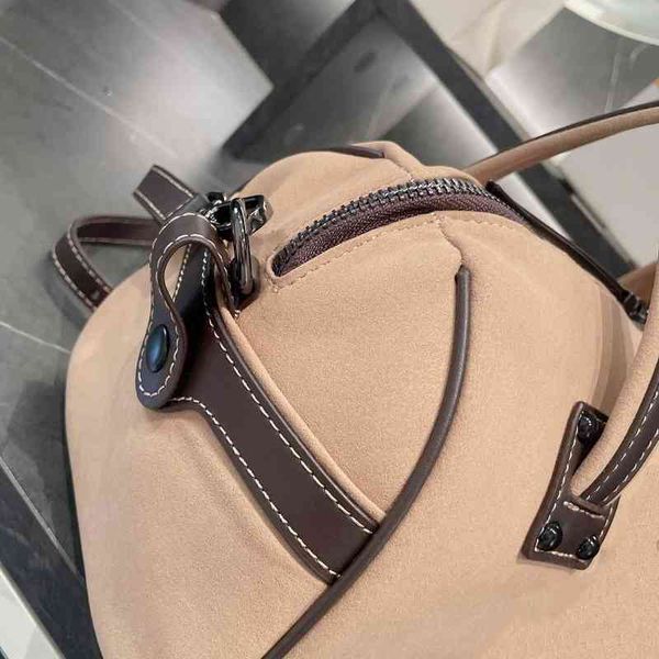 tote bags women exquisite and large capacity handbag shoulder brown leather brand designer crossbody female purses 211225
tote bags women exquisite and large capacity handbag shoulder brown leather brand designer crossbody female purses 211225