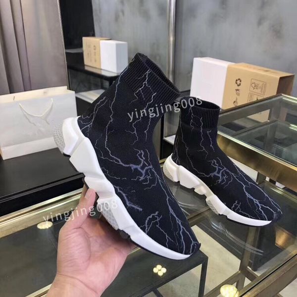2022 designer sock sports speed runner trainers trainer shoes casual luxury women men runners sneakers fashion sock size35-45, Black
2022 designer sock sports speed runner trainers trainer shoes casual luxury women men runners sneakers fashion sock size35-45, Black