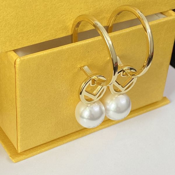 luxury designer earrings gold tassel pendants elegant earrings women fashion glamour jewelry0, Golden;silver
luxury designer earrings gold tassel pendants elegant earrings women fashion glamour jewelry0, Golden;silver