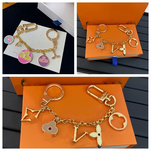 keychains luxury letter key chains designer brand key chain car keychain women buckle jewelry keyring bags pendant exquisite gift, Silver
keychains luxury letter key chains designer brand key chain car keychain women buckle jewelry keyring bags pendant exquisite gift, Silver