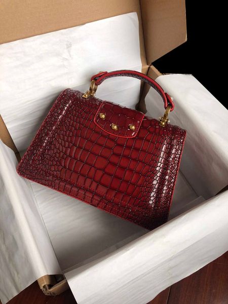 2024 New style Classic Bags Handbags Designer Bag Wallets Crossbody Bags Genuine Leather Top Quality Version Full Accessories with Box, D1
2024 New style Classic Bags Handbags Designer Bag Wallets Crossbody Bags Genuine Leather Top Quality Version Full Accessories with Box, D1