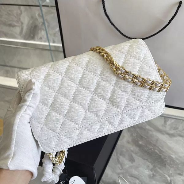 19cm womens crossbody designer bags solid color cowhide shoulder bag handbag multi-color novelty strange fashion chains mini flap messenger
19cm womens crossbody designer bags solid color cowhide shoulder bag handbag multi-color novelty strange fashion chains mini flap messenger
