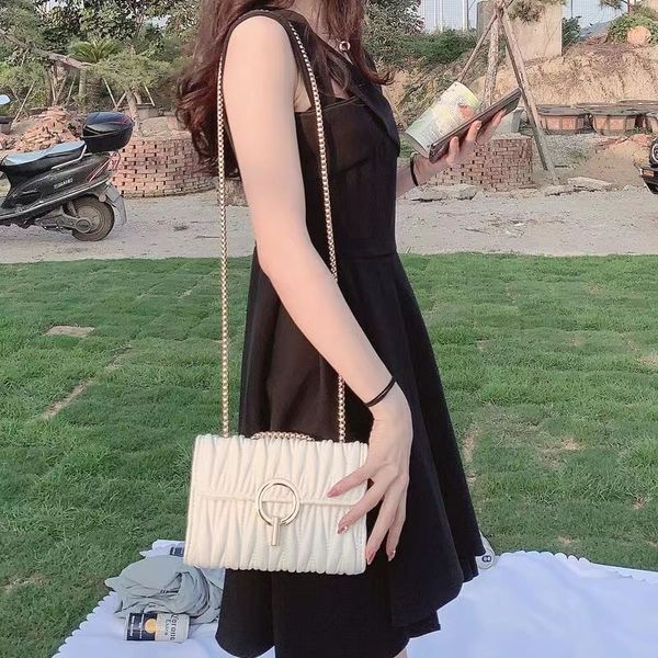 bags handbag small 2021 new autumn winter single shoulder messenger bag simple symmetrical
bags handbag small 2021 new autumn winter single shoulder messenger bag simple symmetrical