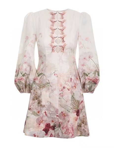 2022 european and american fashion brand hummingbird print mini dress, Black;gray
2022 european and american fashion brand hummingbird print mini dress, Black;gray