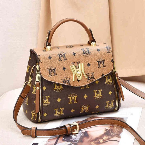highest quality luxury one-shoulder female bag women's hand chain single shoulder handbags wholesale
highest quality luxury one-shoulder female bag women's hand chain single shoulder handbags wholesale