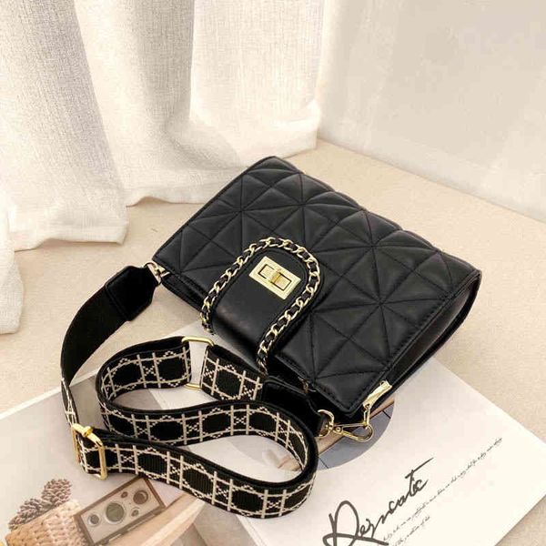 high large bag crossbody fashion versatile small capacity retro female bags all-match shoulder messenger handbags
high large bag crossbody fashion versatile small capacity retro female bags all-match shoulder messenger handbags