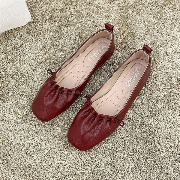 concise designer drawstring flats women casual comfort leather square toe flat shoes retro plus size 41 wine red loafers 220616, Black
concise designer drawstring flats women casual comfort leather square toe flat shoes retro plus size 41 wine red loafers 220616, Black