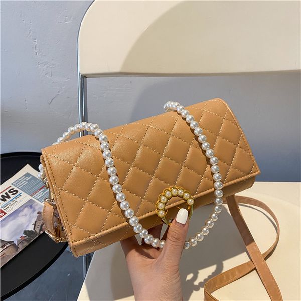 pearl solid color bag women luxury designer all-match rhombus handbags fashion underarm bag messenger bags ladies
pearl solid color bag women luxury designer all-match rhombus handbags fashion underarm bag messenger bags ladies