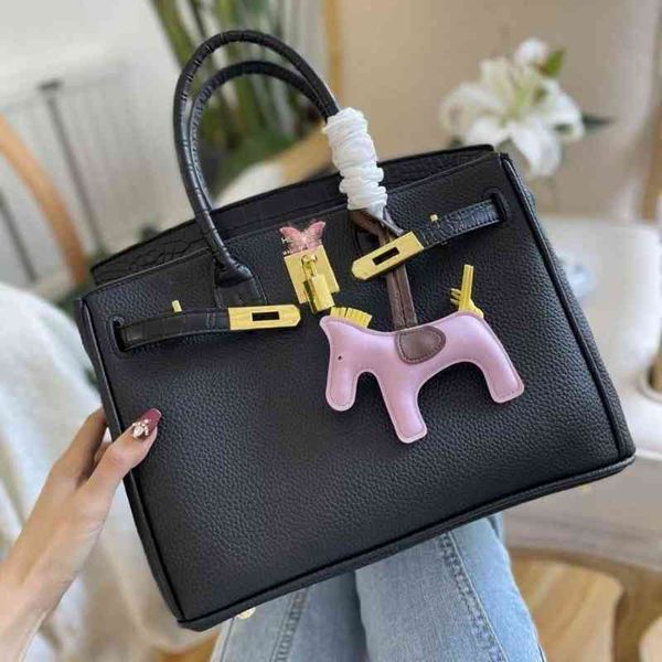 handbag birkins women's bag 35 30 herme herme picotin 18 22 autumn winter cowhide lychee pattern leather large capacity single shoulder
handbag birkins women's bag 35 30 herme herme picotin 18 22 autumn winter cowhide lychee pattern leather large capacity single shoulder