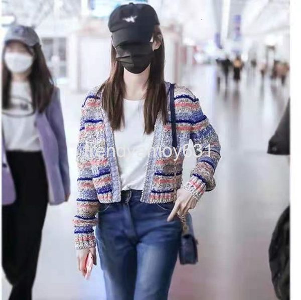 women's knits & tees c autumn products xiaoxiangfeng knitting color matching v-neck cardigan women's short celebrity, White
women's knits & tees c autumn products xiaoxiangfeng knitting color matching v-neck cardigan women's short celebrity, White