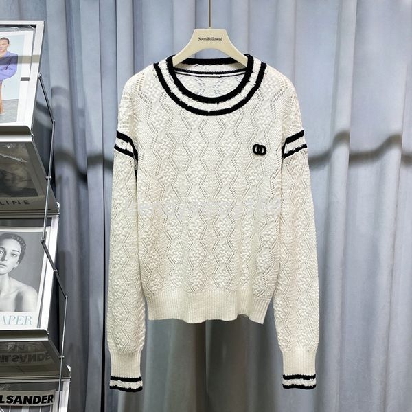 women's knits & tees temperament black and white color matching cashmere sweater women's 22 early spring design sense hollow hook
women's knits & tees temperament black and white color matching cashmere sweater women's 22 early spring design sense hollow hook