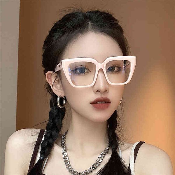 sunglasses b fashion cat's eye box frame glasses star same myopia flat lens zd9w, White;black
sunglasses b fashion cat's eye box frame glasses star same myopia flat lens zd9w, White;black