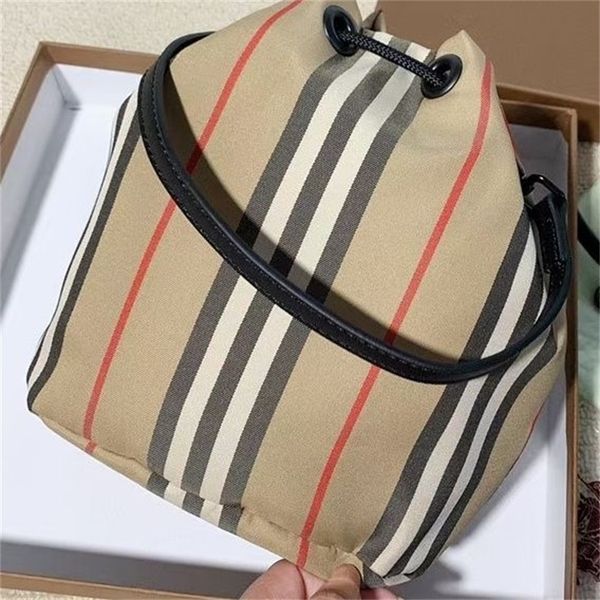 burbrerys crossbody handbags bags burbrery onthego tote luxuries designers women bag purses totes designer woman handbag shoulder wallet par
burbrerys crossbody handbags bags burbrery onthego tote luxuries designers women bag purses totes designer woman handbag shoulder wallet par