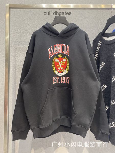 2022 designer blgc hoodies family b high version front printed 1917 plush hoodie paris classic letter pure cotton sweater net red, Black
2022 designer blgc hoodies family b high version front printed 1917 plush hoodie paris classic letter pure cotton sweater net red, Black