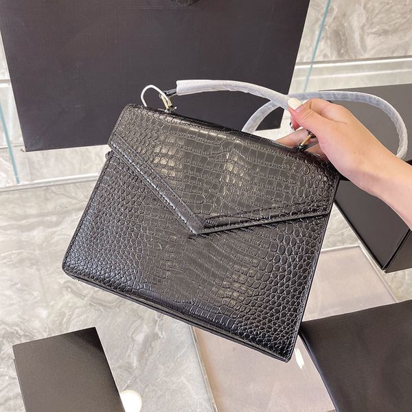 cassandra mini flap messenger bags alligator/caviar/smooth calfskin leather aged metal hardware handle totes adjustable shoulder strap
cassandra mini flap messenger bags alligator/caviar/smooth calfskin leather aged metal hardware handle totes adjustable shoulder strap