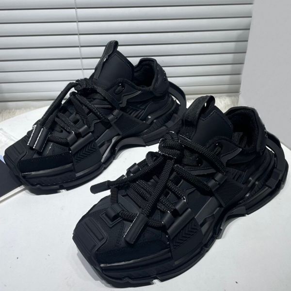 mens daddy shoes sneakers 2022 fashion trend atmospheric designer brand sneaker classic pure black non-slip tpu outsole outdoor street lette
mens daddy shoes sneakers 2022 fashion trend atmospheric designer brand sneaker classic pure black non-slip tpu outsole outdoor street lette