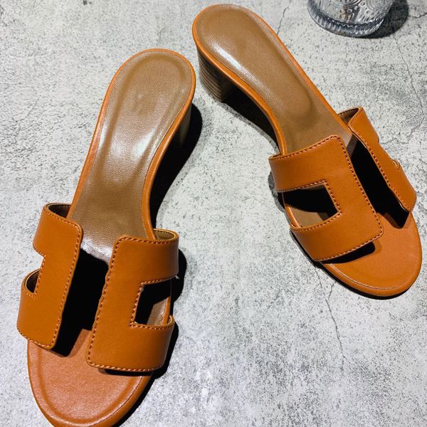 2022 new h designer women sandals mid-heel slippers fashion genuine leather summer slides flip flops ladies daily commuting 4-5 cm block hee, Black
2022 new h designer women sandals mid-heel slippers fashion genuine leather summer slides flip flops ladies daily commuting 4-5 cm block hee, Black