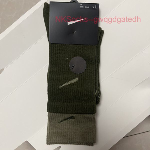 fashion classic men socks hook brand color stitched men's women's long tube sports training sock street couple middle tubes luxury, Black
fashion classic men socks hook brand color stitched men's women's long tube sports training sock street couple middle tubes luxury, Black