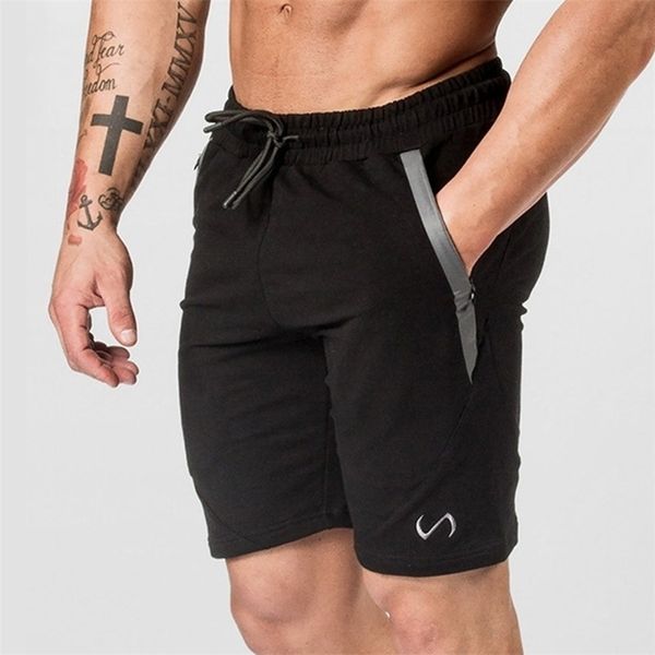 new men cotton shorts calflength gyms fitness bodybuilding jogger casual workout skinny short pants brand beach sweatpants t200512, White;black
new men cotton shorts calflength gyms fitness bodybuilding jogger casual workout skinny short pants brand beach sweatpants t200512, White;black
