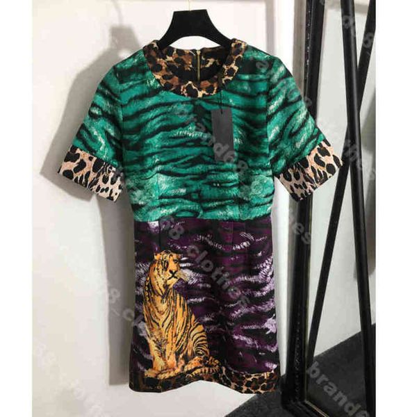 fashion women print dresses shirt leopard print zipper slim dress diamonds wrap hip skirt high end 5a logo d..g brand womens clothes album a, Black;gray
fashion women print dresses shirt leopard print zipper slim dress diamonds wrap hip skirt high end 5a logo d..g brand womens clothes album a, Black;gray