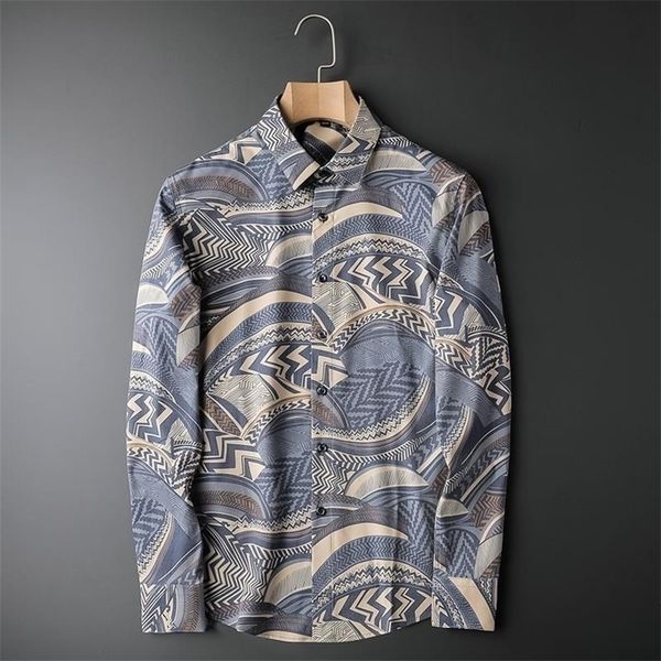luxury brand autumn personalized printed long sleeve shirt young men's slim fit fashion decor non iron 220322, White;black
luxury brand autumn personalized printed long sleeve shirt young men's slim fit fashion decor non iron 220322, White;black