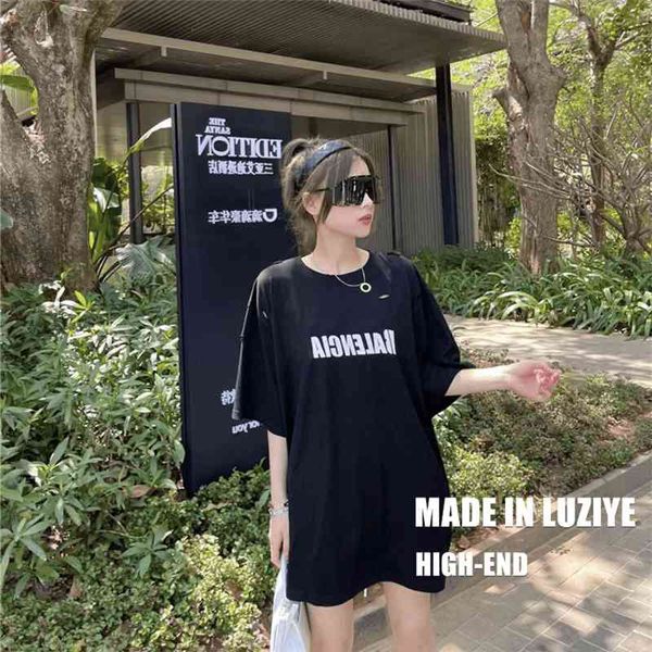 2022 designer bal t shirt parisian printed men's and women's large sleeve t-shirt with holes in the old letters 21os summer, White;black
2022 designer bal t shirt parisian printed men's and women's large sleeve t-shirt with holes in the old letters 21os summer, White;black