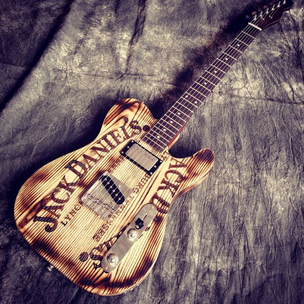 new style electric guitar rosewood fingerboard alder body gitaar handwork 6 strings guitarra
new style electric guitar rosewood fingerboard alder body gitaar handwork 6 strings guitarra