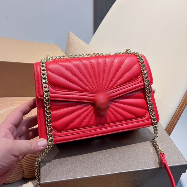 classic serpentine diamond blast crossbody bags italy brand fashion snakehead lock women shoulder bag genuine leather luxury designer chain
classic serpentine diamond blast crossbody bags italy brand fashion snakehead lock women shoulder bag genuine leather luxury designer chain