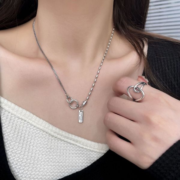s925 sterling silver silver necklace women's version clavicle chain cold wind
s925 sterling silver silver necklace women's version clavicle chain cold wind