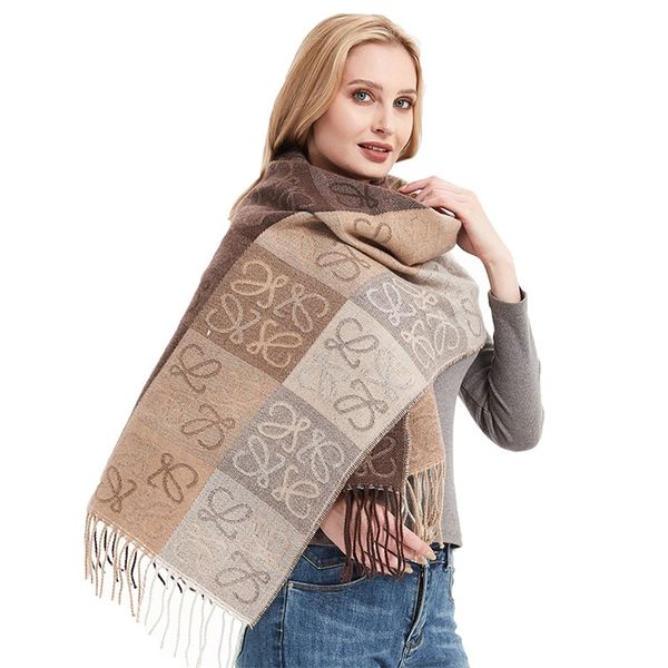 62% off 2022 autumn and winter new scarves scarf jacquard chess flower scarf women's tassel shawl, Blue;gray
62% off 2022 autumn and winter new scarves scarf jacquard chess flower scarf women's tassel shawl, Blue;gray