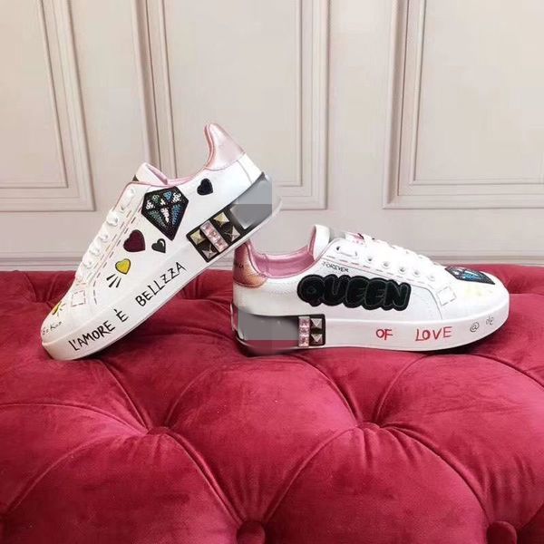 2022man shoes fashion women shoes men's leather lace up platform oversized sole sneakers white black casual hc190704 asdawdaghjg, Red;white
2022man shoes fashion women shoes men's leather lace up platform oversized sole sneakers white black casual hc190704 asdawdaghjg, Red;white