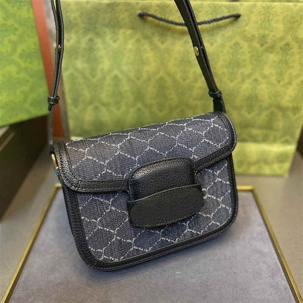 single shoulder bag small hight quailty fashion woman letter handbag color splicing metal fashion shopping falp 15cm classic crossbody bags
single shoulder bag small hight quailty fashion woman letter handbag color splicing metal fashion shopping falp 15cm classic crossbody bags