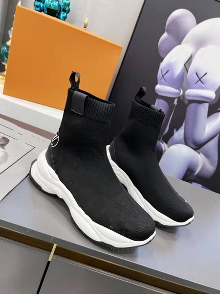 2023 new luxury sneakers shoes outdoor trainers luxurious rubber sole fabric patent leather 0502, Black
2023 new luxury sneakers shoes outdoor trainers luxurious rubber sole fabric patent leather 0502, Black