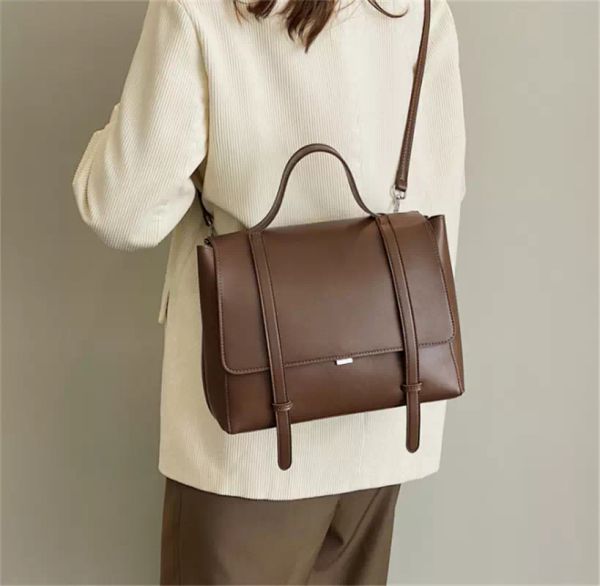 women handbags large capacity women's bag new personalized postman shoulders bags retro fashion pu portable lady briefcase handbag
women handbags large capacity women's bag new personalized postman shoulders bags retro fashion pu portable lady briefcase handbag