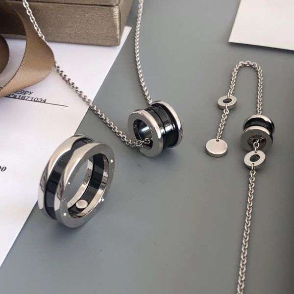 bulgare collier ensemble de bijoux logo original 1: 1 925 en argent sterling collier bague femme livraison gratuite bracelet, Silver
bulgare collier ensemble de bijoux logo original 1: 1 925 en argent sterling collier bague femme livraison gratuite bracelet, Silver