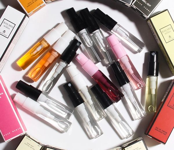 brand 3ml woman men perfuming fragrance original mini deodorant perfumed fashion lady female male toilet water
brand 3ml woman men perfuming fragrance original mini deodorant perfumed fashion lady female male toilet water