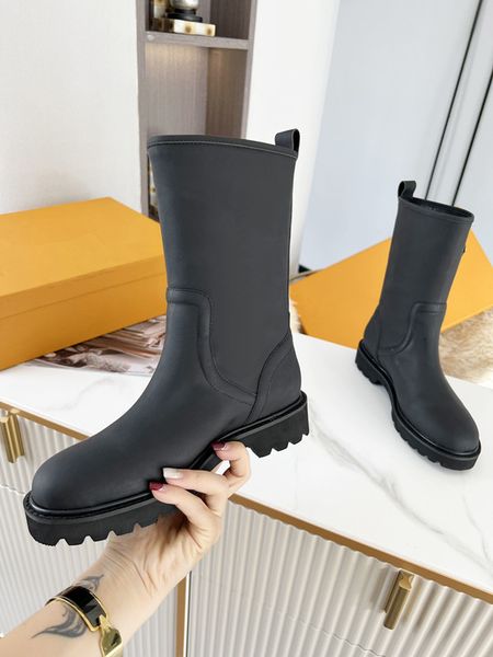 women's new fashion motorcycle boots british style design silk leather fabric heaps of boots comfortable foot feeling wear resistance, Black
women's new fashion motorcycle boots british style design silk leather fabric heaps of boots comfortable foot feeling wear resistance, Black