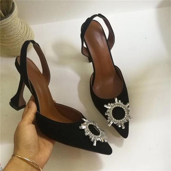 -individual goblet heel gladiator sandals women pointed toe crystal sunflower catwalk summer shoes woman232u, Black
-individual goblet heel gladiator sandals women pointed toe crystal sunflower catwalk summer shoes woman232u, Black
