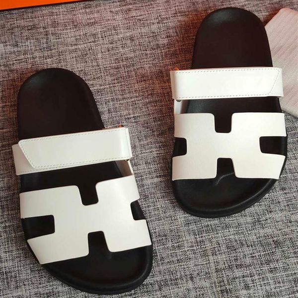 luxury chypre slippers calfskin functional wind sandals with adjustable loop design simple and smooth size 35-40276d, Black
luxury chypre slippers calfskin functional wind sandals with adjustable loop design simple and smooth size 35-40276d, Black
