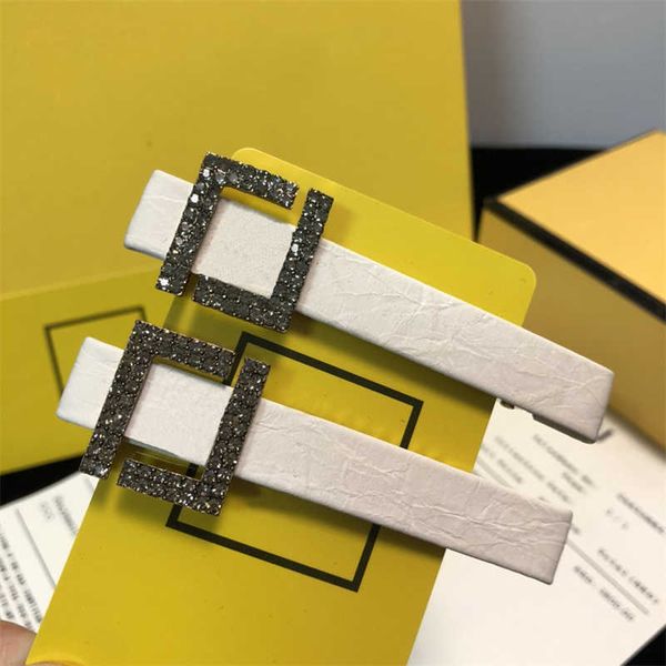 brand designer woman letter print hairpins luxury cloth fabric hairpin fashion hair clips jewelry accessories for women girls party gift, Golden;silver
brand designer woman letter print hairpins luxury cloth fabric hairpin fashion hair clips jewelry accessories for women girls party gift, Golden;silver