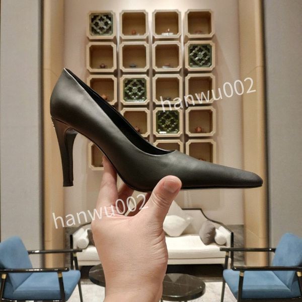 2022 decorated ring buckle flat high heels dress shoes pointy crystal diamond sandals pumps blue stilettos shine toe tip women shoe size35-4, Black
2022 decorated ring buckle flat high heels dress shoes pointy crystal diamond sandals pumps blue stilettos shine toe tip women shoe size35-4, Black