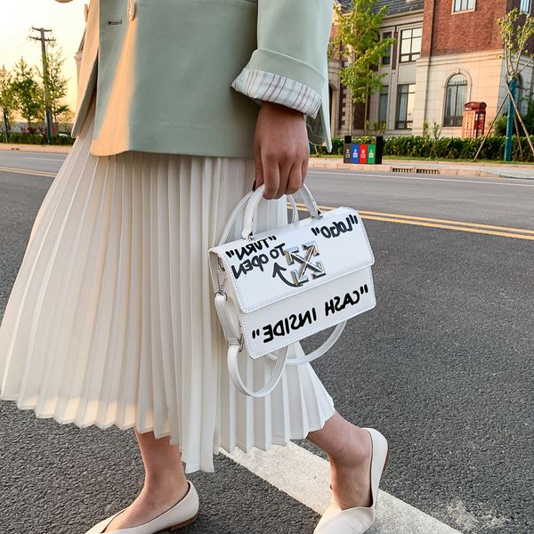 designer bags workplace 2022 korean women's foreign style fashion letter trend messenger portable briefcase one shoulder leisure
designer bags workplace 2022 korean women's foreign style fashion letter trend messenger portable briefcase one shoulder leisure