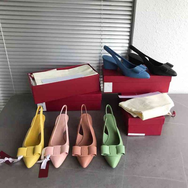 sandals dongguan produced exclusive quality spring single shoes thick heel pointed shallow mouth women's baotou exposed sandals, Black
sandals dongguan produced exclusive quality spring single shoes thick heel pointed shallow mouth women's baotou exposed sandals, Black