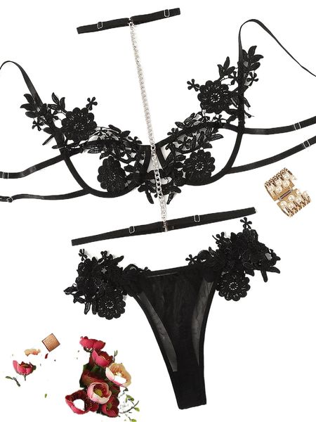 floral appliques underwire lingerie set & choker n8oc#, Black;red
floral appliques underwire lingerie set & choker n8oc#, Black;red
