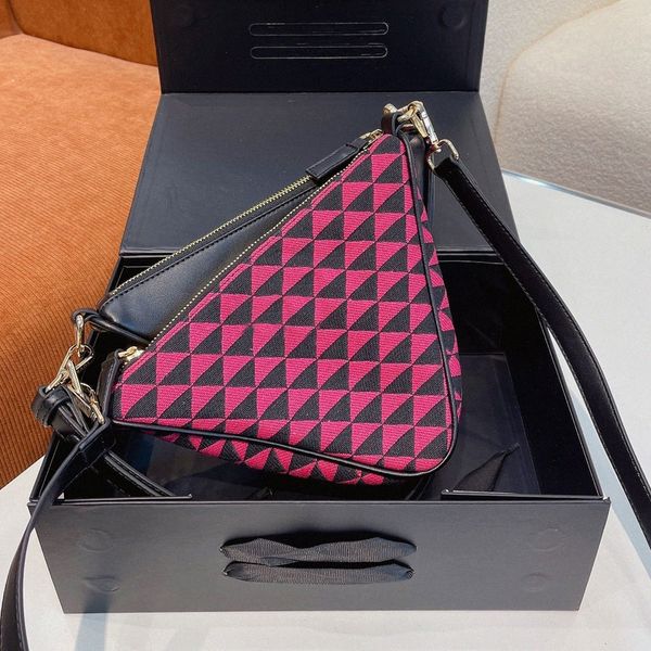 2022 fashion symbole embroidered fabric tote bag galleria one shoulder crossbody handbag briefcase triangle y37t#
2022 fashion symbole embroidered fabric tote bag galleria one shoulder crossbody handbag briefcase triangle y37t#