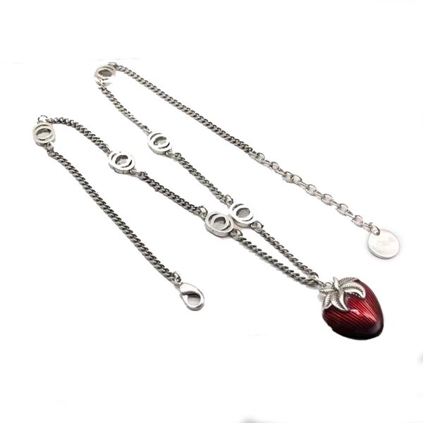 2022 brand original jewelry pendant designer ladies fashion simple high-end real gold electroplating strawberry pendant necklace, Silver
2022 brand original jewelry pendant designer ladies fashion simple high-end real gold electroplating strawberry pendant necklace, Silver