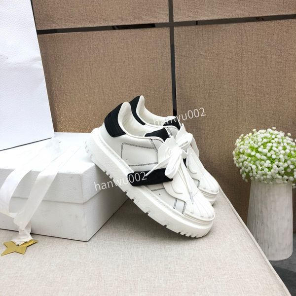 2022 new womens casual shoes lattice pattern designer classic luxury leather skateboard shoe women sports running black sneakers size35-41 i
2022 new womens casual shoes lattice pattern designer classic luxury leather skateboard shoe women sports running black sneakers size35-41 i