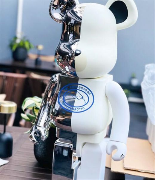 new style 400% 28cm bearbrick the polar bear of abs electroplating luminous fashion figures toy for collectors art work model decoration toy
new style 400% 28cm bearbrick the polar bear of abs electroplating luminous fashion figures toy for collectors art work model decoration toy